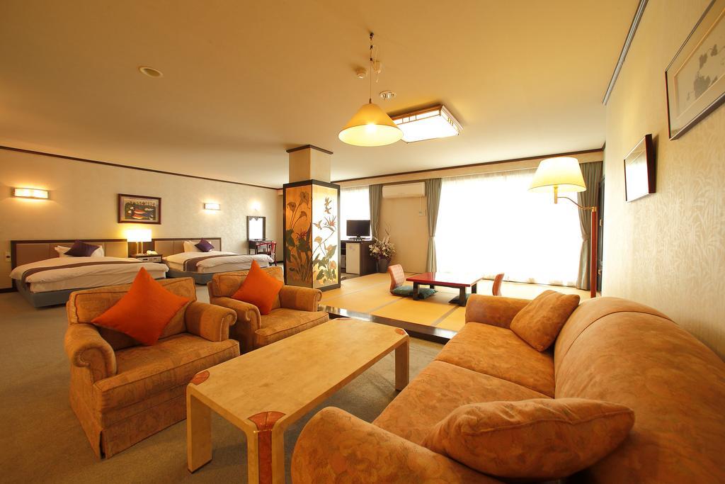 Hotel Select Grand Kagayamanaka Zimmer foto